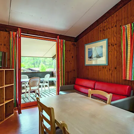 Les Sentes * Carcans